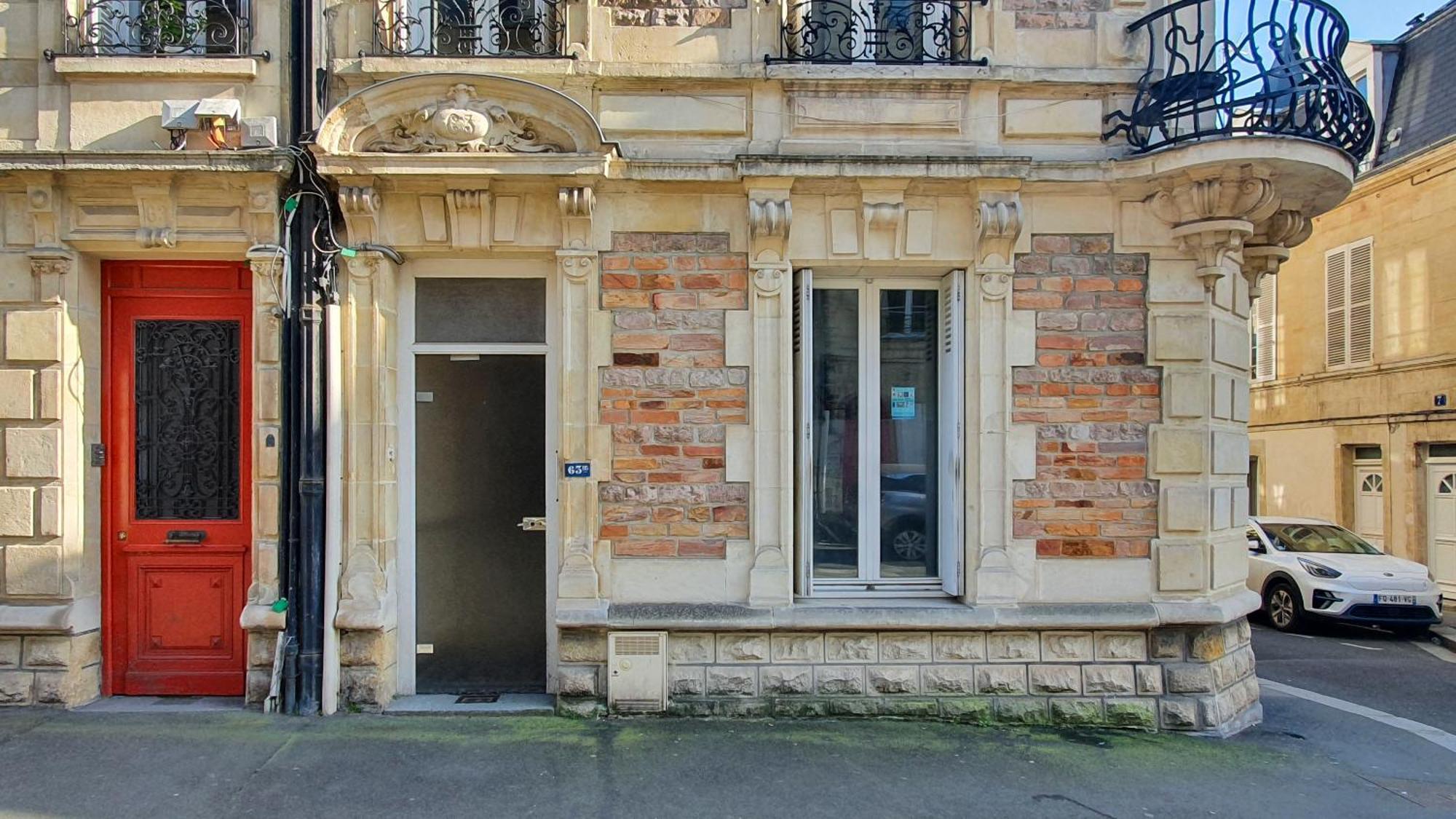 Charming Studio With View Of The Abbaye-Aux-Hommes Caen Værelse billede